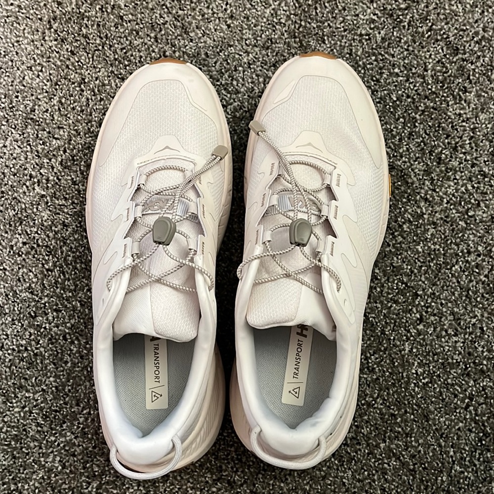 Hoka One One Women’s Transport Sneakers / Eggnog / 10B